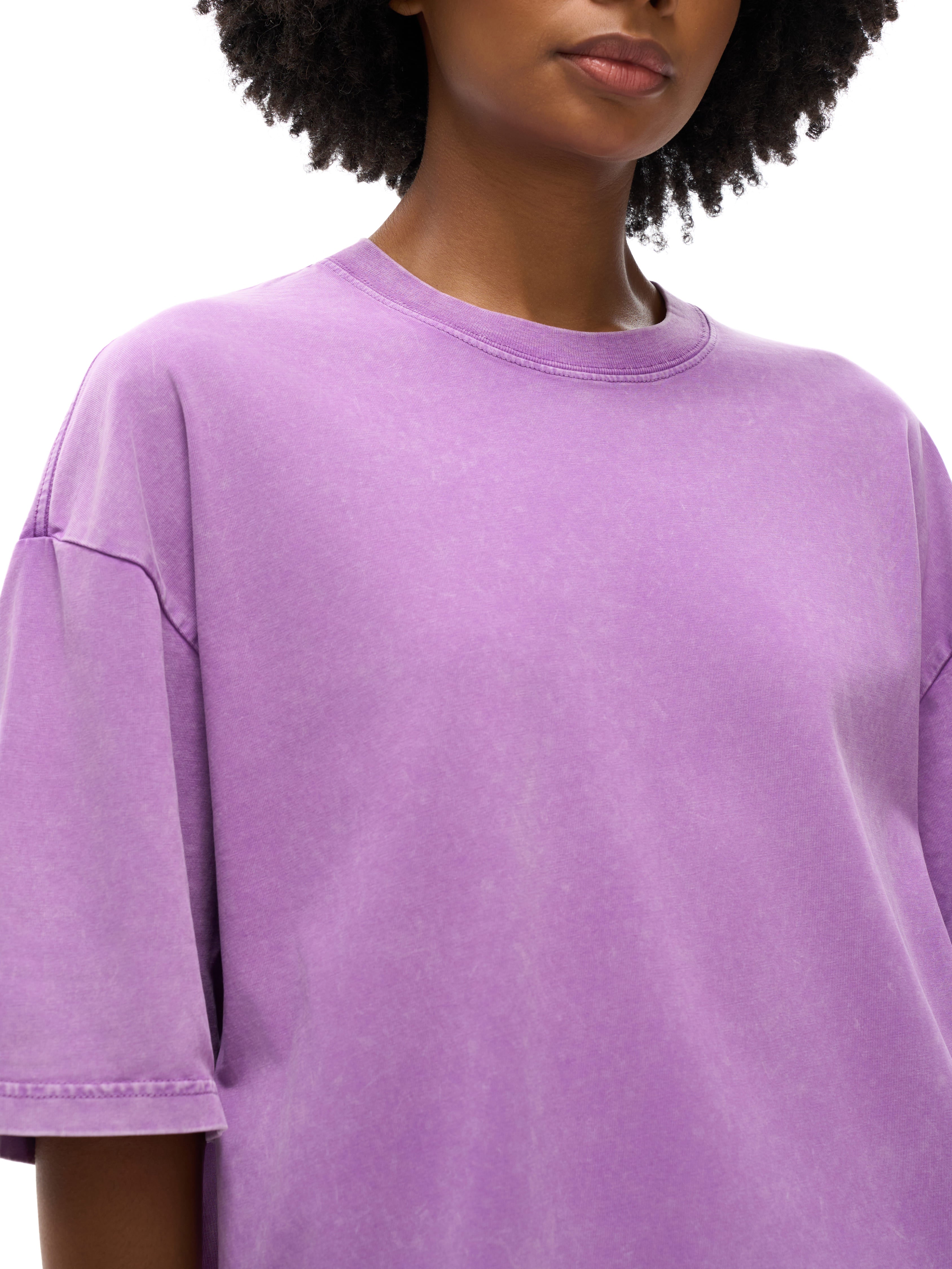 BLANKZ Snow Wash Cotton Tee — Model wearing the tee, neckline detail