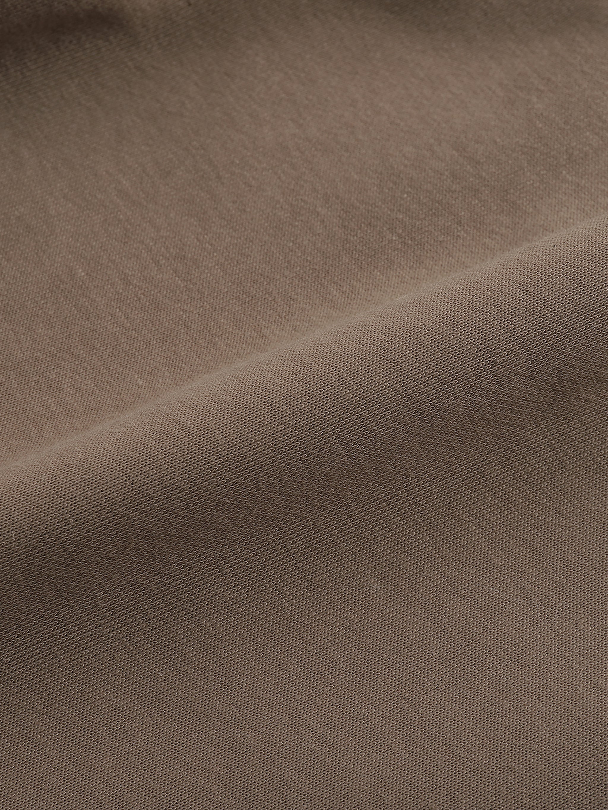 BLANKZ Essential Cotton Short — Fabric drape detail