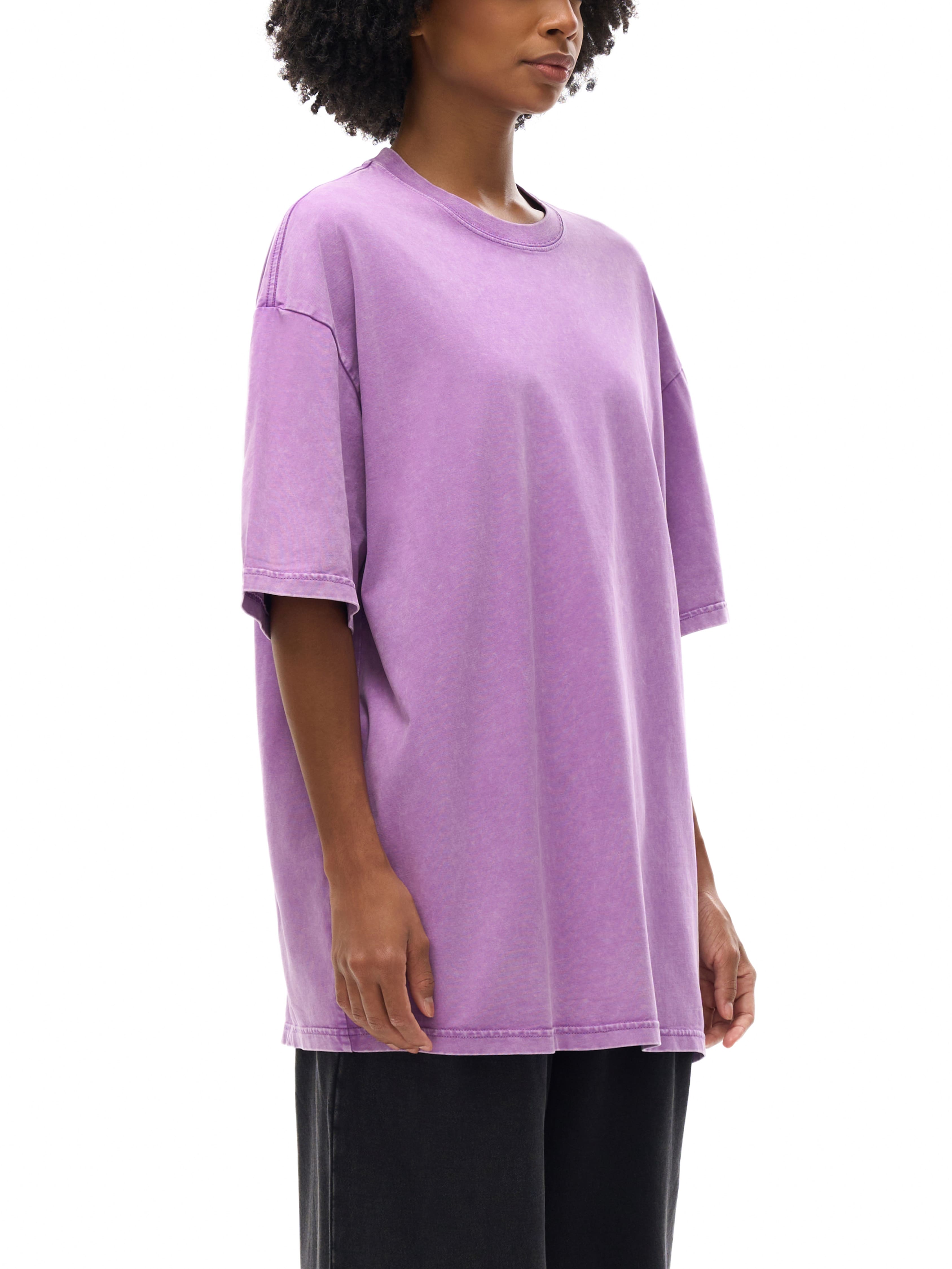BLANKZ Snow Wash Cotton Tee — Model wearing the tee, side view
